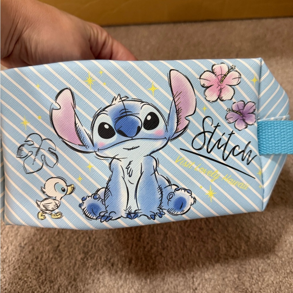 Stitch Blue Kids Accessory Pouch - Picture 2 of 3